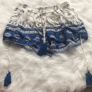 Surf Gypsy Tassel shorts w/pockets